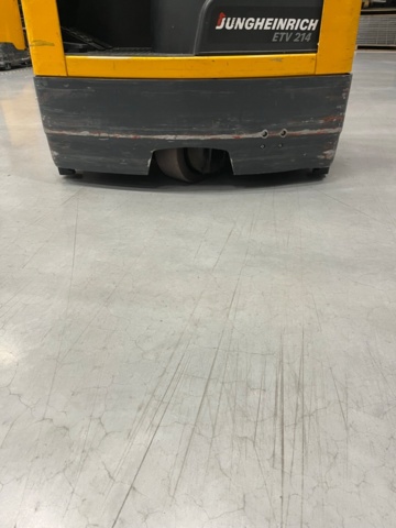 1028338-27 Reach truck, Jungheinrich ETV 214