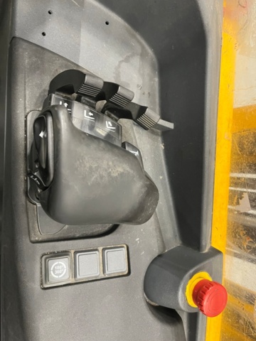 1028340-17 Reach truck, Jungheinrich ETV 216