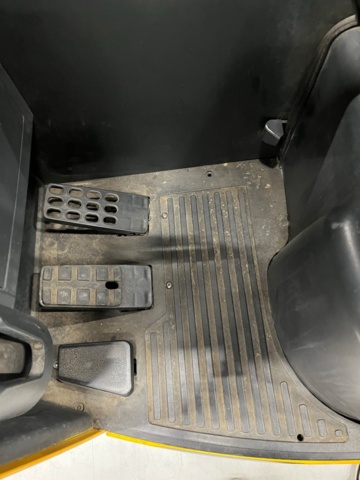 1028340-23 Reach truck, Jungheinrich ETV 216