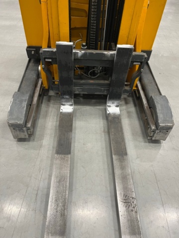1028340-31 Reach truck, Jungheinrich ETV 216