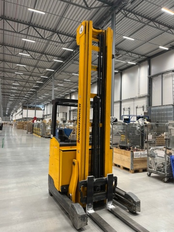 1028340-7 Reach truck, Jungheinrich ETV 216
