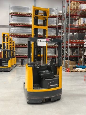 1028338-2 Reach truck, Jungheinrich ETV 214