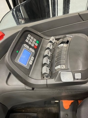 1028344-16 Reach truck, Toyota BT Reflex 2011