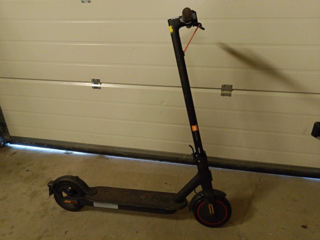 1130018-2 Elkickbike MI Electric scooter Pro 2