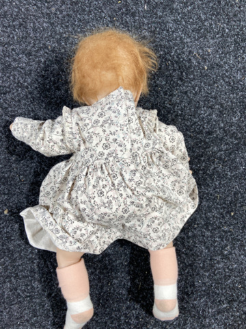 1178947-3 Doll collection Bedford Exchange 8 pcs