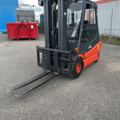 1192972-1 Linde E30 electric truck with charger