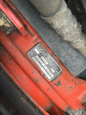 1192972-60 Linde E30 electric truck with charger