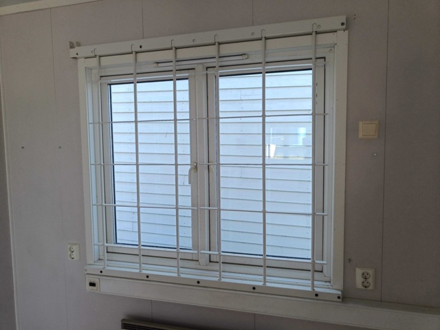 1130798-24 Container barracks / kiosk barracks