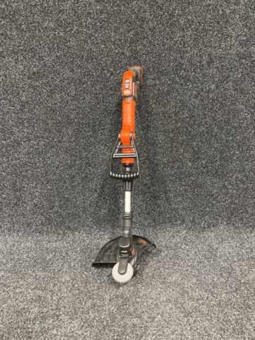 1223485-1 Grass trimmer Black & Decker STC1820P 18V