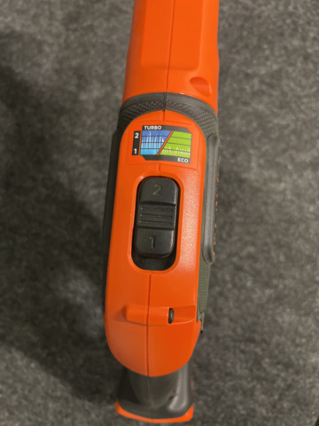 1223485-5 Grass trimmer Black & Decker STC1820P 18V