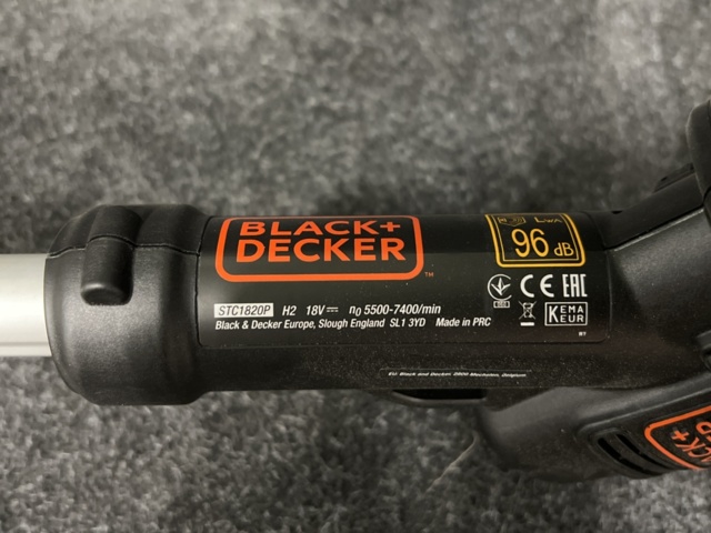 1223485-8 Grass trimmer Black & Decker STC1820P 18V