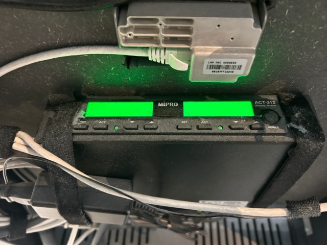 1192909-12 TV-/bildskärm 85” Sony, på mobilt golvstativ