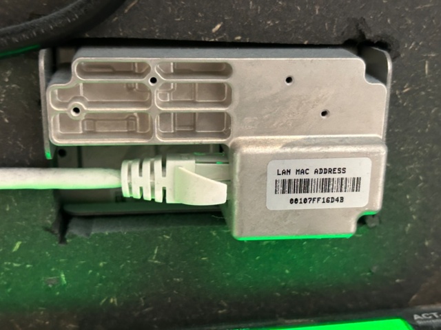 1192909-13 TV-/bildskärm 85” Sony, på mobilt golvstativ