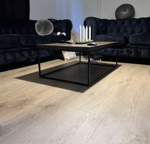 1226760-1 Authentic Natural Oak HDF 100 sq.m