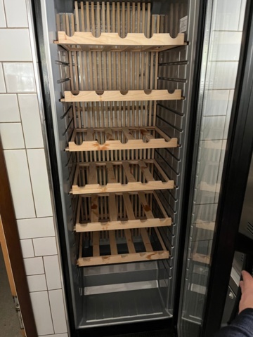 1209121-2 Wine cooler Helkama C4W Black -2006