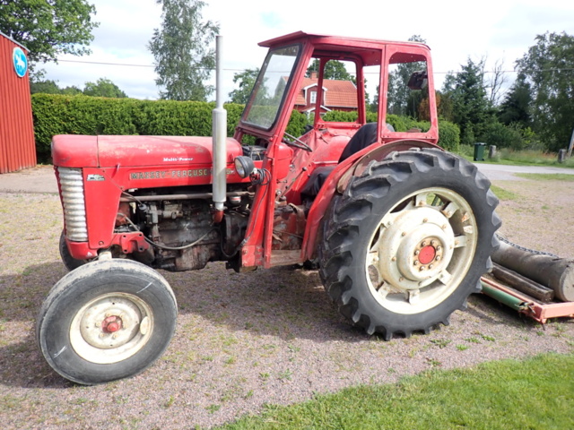 1227027-1 Massey-Ferguson -65 Tractor