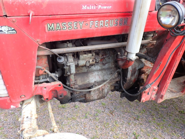 1227027-19 Massey-Ferguson -65 Tractor