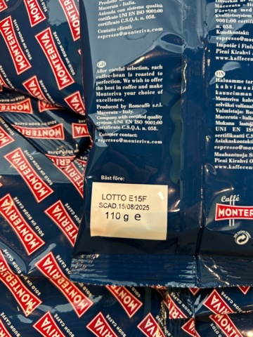 1153729-6 Havredryck, kaffe och mindre sidobord