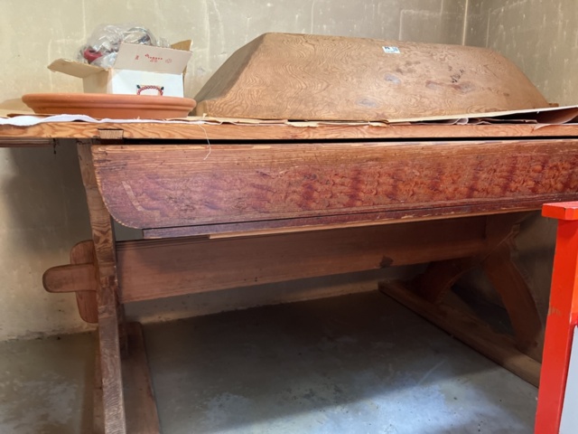 1121980-5 Tunnbröds bakbord med tillbehör