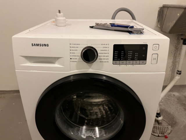 1209133-2 Washing machine Samsung WW95TA047AE