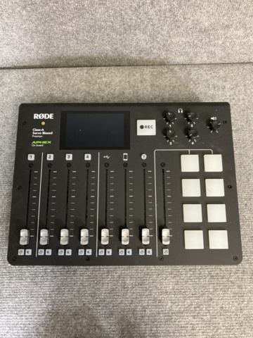 1200454-3 RØDE Class-A Servo Biased Preamps with Aphex