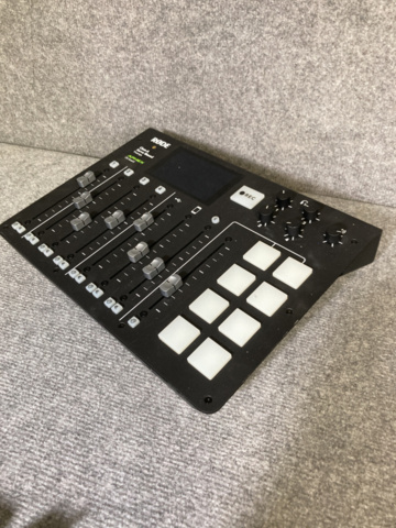 1200454-5 RØDE Class-A Servo Biased Preamps with Aphex