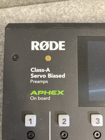 1200454-6 RØDE Class-A Servo Biased Preamps with Aphex