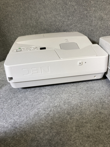 1200457-17 NEC LCD Ultra Short Projector UM301W