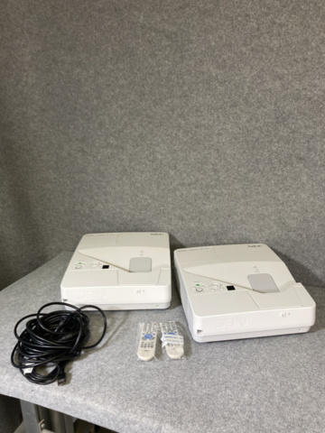 1200457-21 NEC LCD Ultra Short Projector UM301W