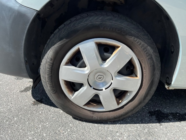 1227414-11 Renault Kangoo Express 1.6 E85 -2012