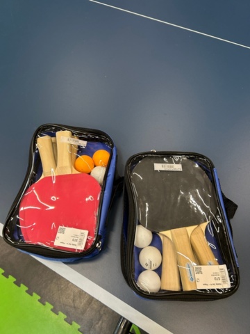 1153736-4 Folding ping pong table and 2 sets with ping pong rack and balls