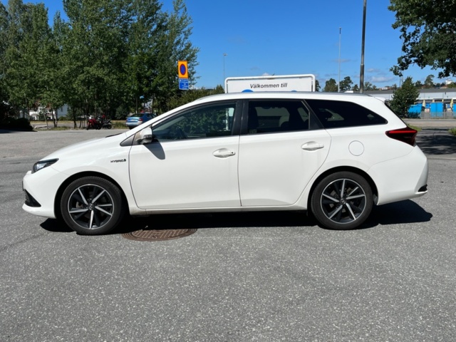 1227415-8 Toyota Auris Touring Sports Hybrid e-CVT - 2017