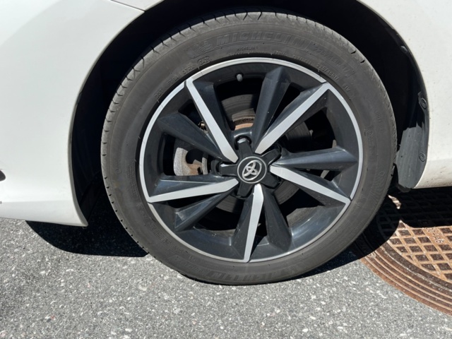 1227415-13 Toyota Auris Touring Sports Hybrid e-CVT - 2017