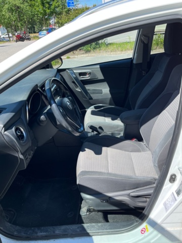 1227415-31 Toyota Auris Touring Sports Hybrid e-CVT - 2017