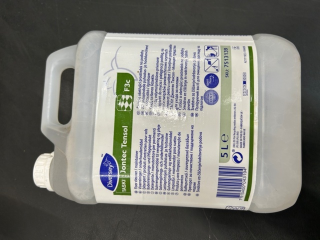 1153743-2 Ca 30st 5 liters golvrengöring