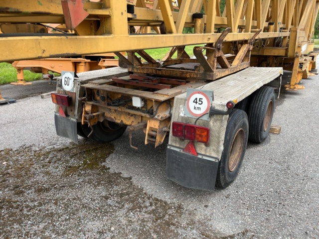 1214898-11 Semi-mobile tower crane, Liebherr 112K -1996
