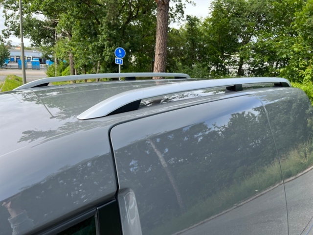 1227416-12 Volkswagen Caddy Alltrack Van -2017