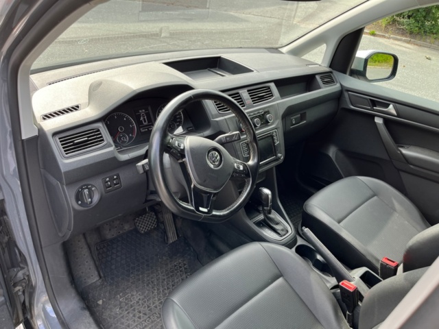 1227416-34 Volkswagen Caddy Alltrack Van -2017