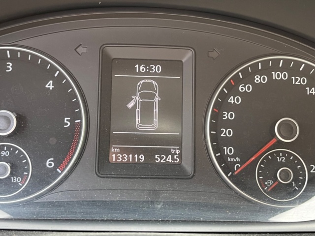 1227416-38 Volkswagen Caddy Alltrack Van -2017