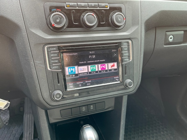 1227416-43 Volkswagen Caddy Alltrack Van -2017