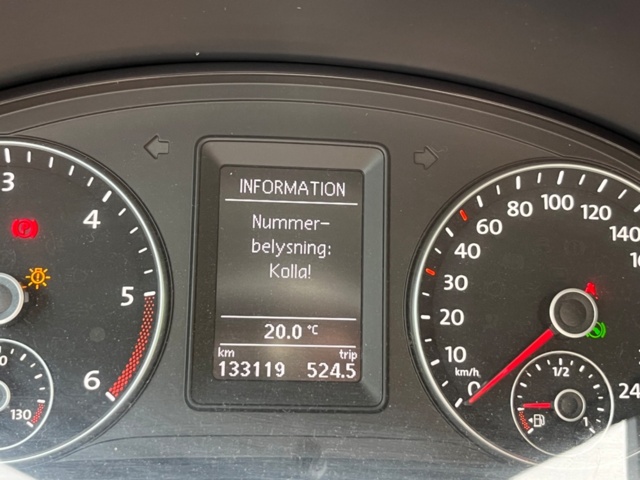 1227416-53 Volkswagen Caddy Alltrack Van -2017