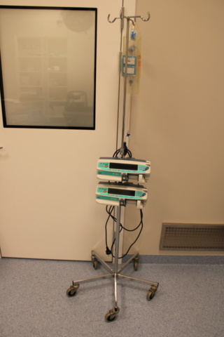 1151777-1 Medicine pumps 2 pcs Alaris Plus PK, incl. stand