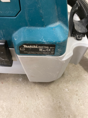 1214935-3 Vacuum cleaner Makita DVC750L