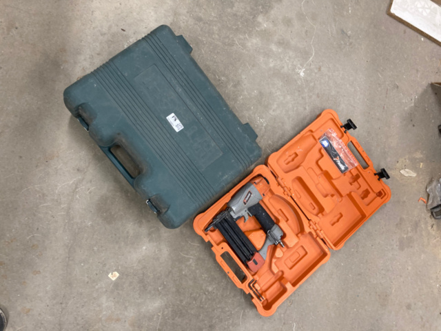 1214951-5 Dyckertpistol & handöverfräs - Hitachi/Paslode