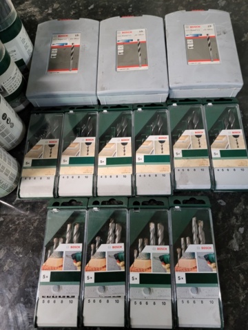 1222485-4 Bosch Drill Kit