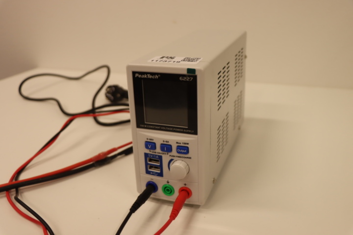 peaktech-6227-laboratory-power-supply-ps-auction-we-value-the