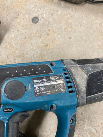 1214943-24 Stort lager med elhandverktyg/maskiner - Makita