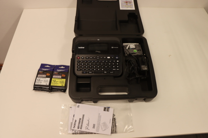 1173758-2 Brother P-touch D600 Label maker