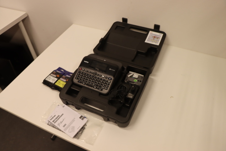 1173758-5 Brother P-touch D600 Label maker