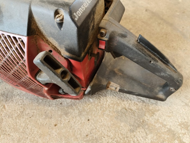 1129808-18 Grass Trimmer & Chainsaw Jonsered